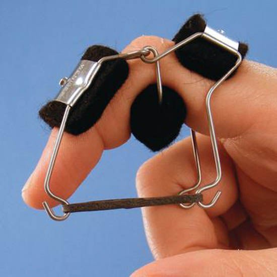 FINGER SPLINT, KNUCKLE BENDER PADDED XLG 4"
