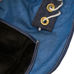 APRON, ACTIVITY POSEY