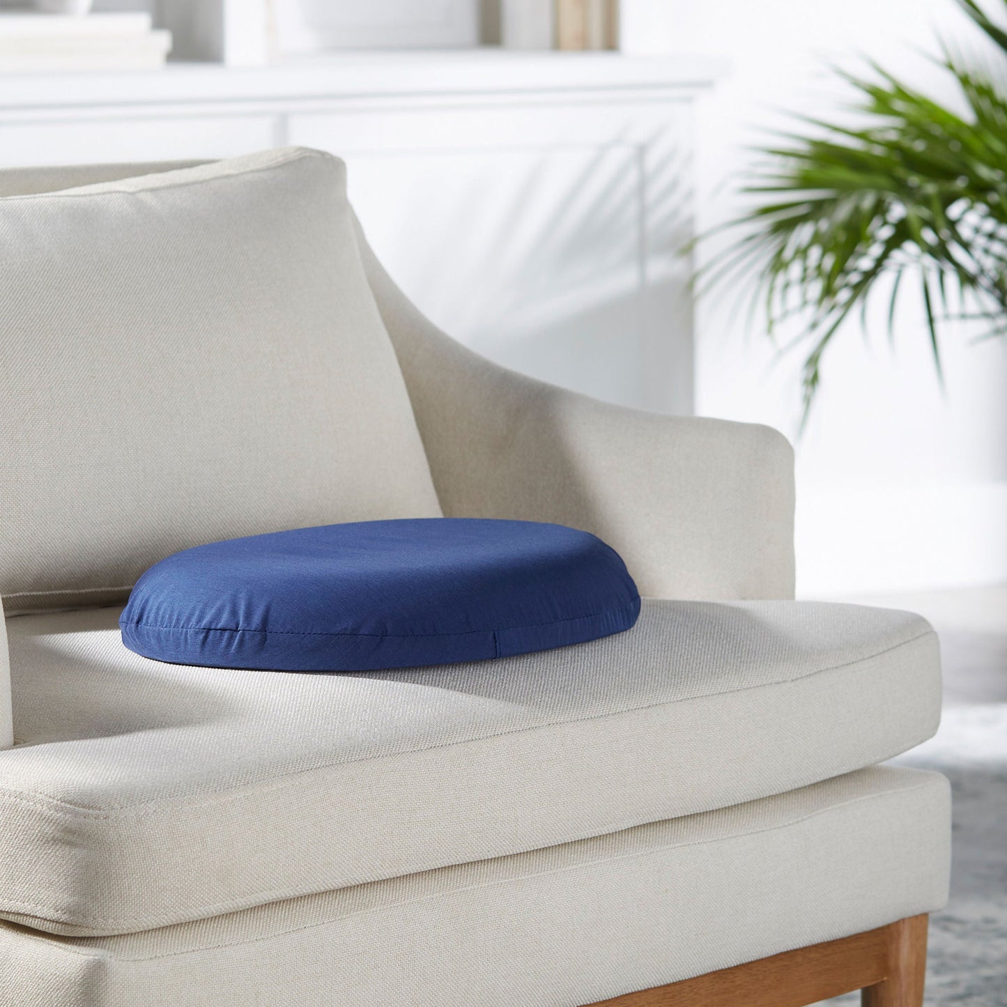 CUSHION, DONUT NAVY BLU 16" ( 6/CS)