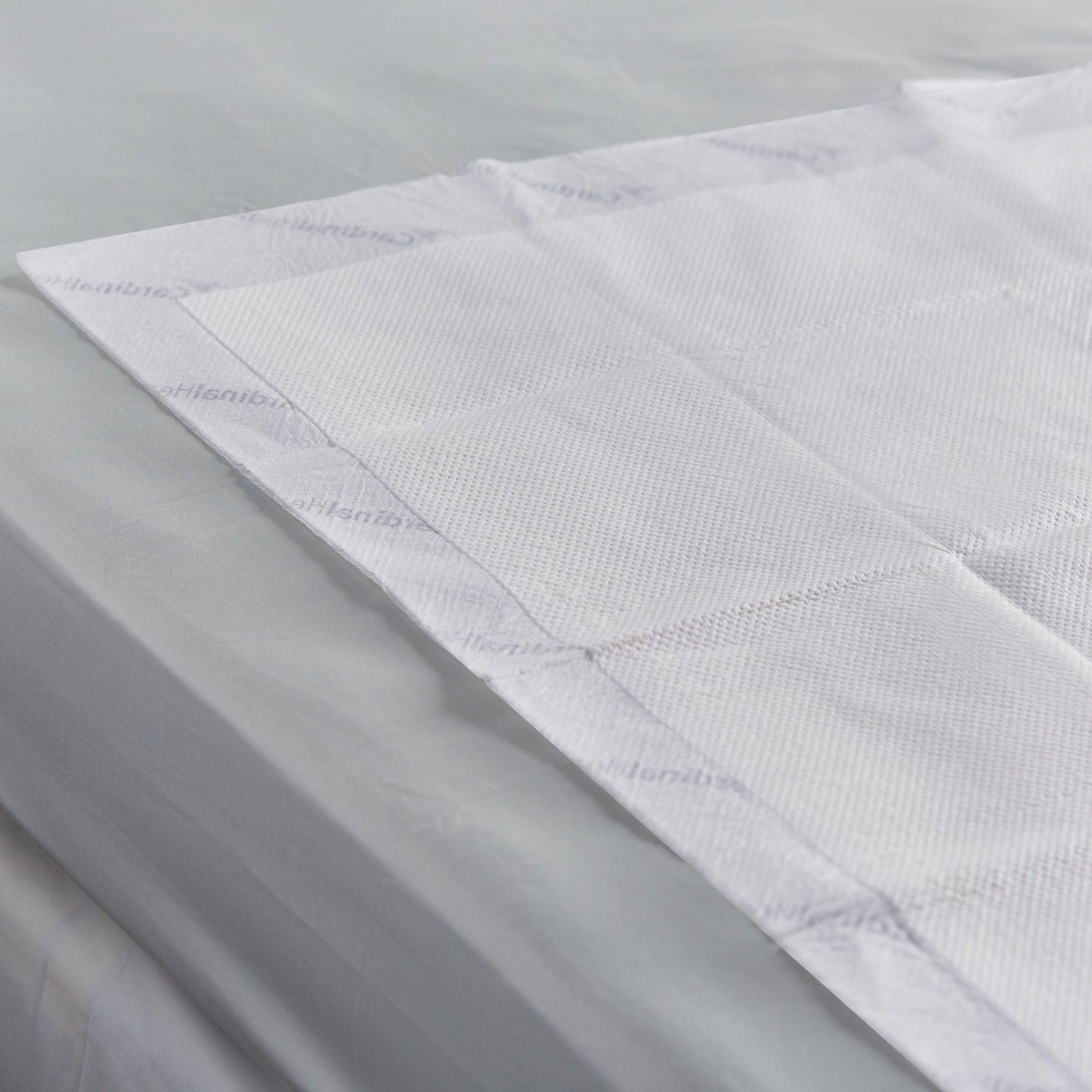 UNDERPAD, WINGS QUILTED MOISTURE VAPOR PERM (4BG/C KENICO