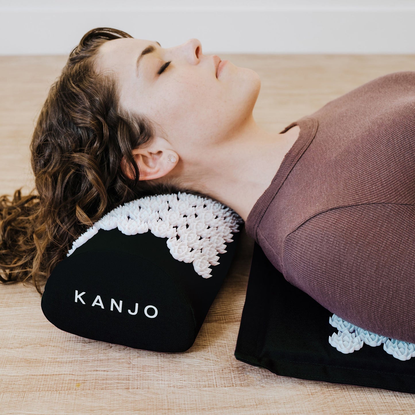 MAT SET, MAT/PILLOW ACUPRESSURE MEMORY FM ONYX (1/ST 8ST/CS)