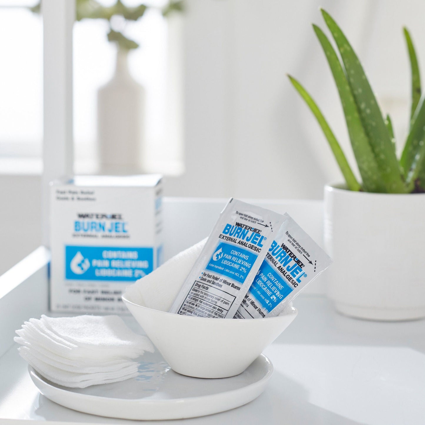 GEL, BURN WATERJEL 1/8 OZ PKT (25/BX 24BX/CS)