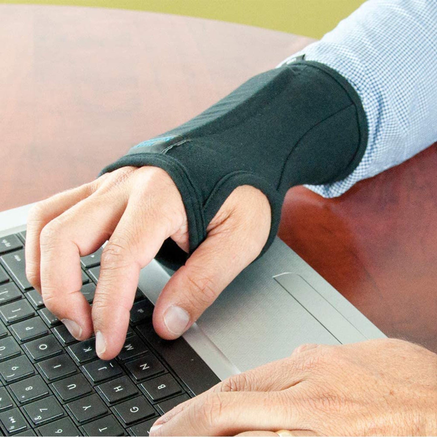 WRIST BRACE, ARTHRITIS/CARPEL TNL IMAK SMARTGLV LG