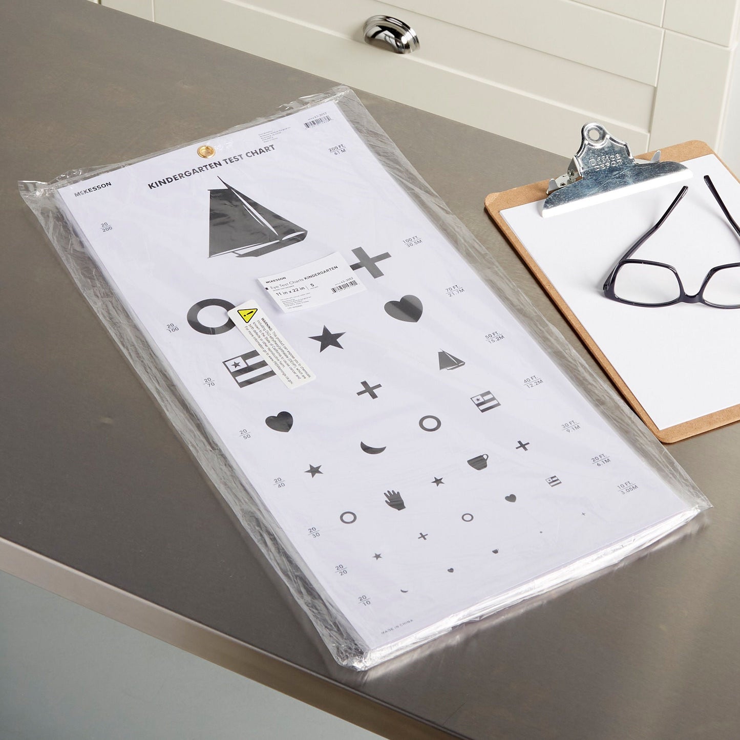 CHART, EYE TEST KINDERGRTN LF 20' 22"X11" (5/BG)
